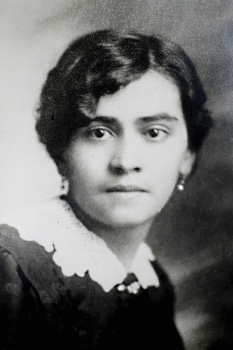 Retrato de María Antonia Suárez, hija de Marco Fidel Suárez. S.f. Colección Particular. Foto ©Natalia Iriarte Guillén
